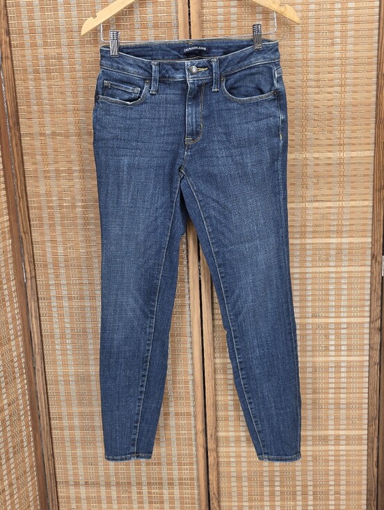 Calvin Klein Denim - Calvin Klein Mid-Rise Skinny Jeans Dark Wash Blue Denim CJ9M4090 Size 4